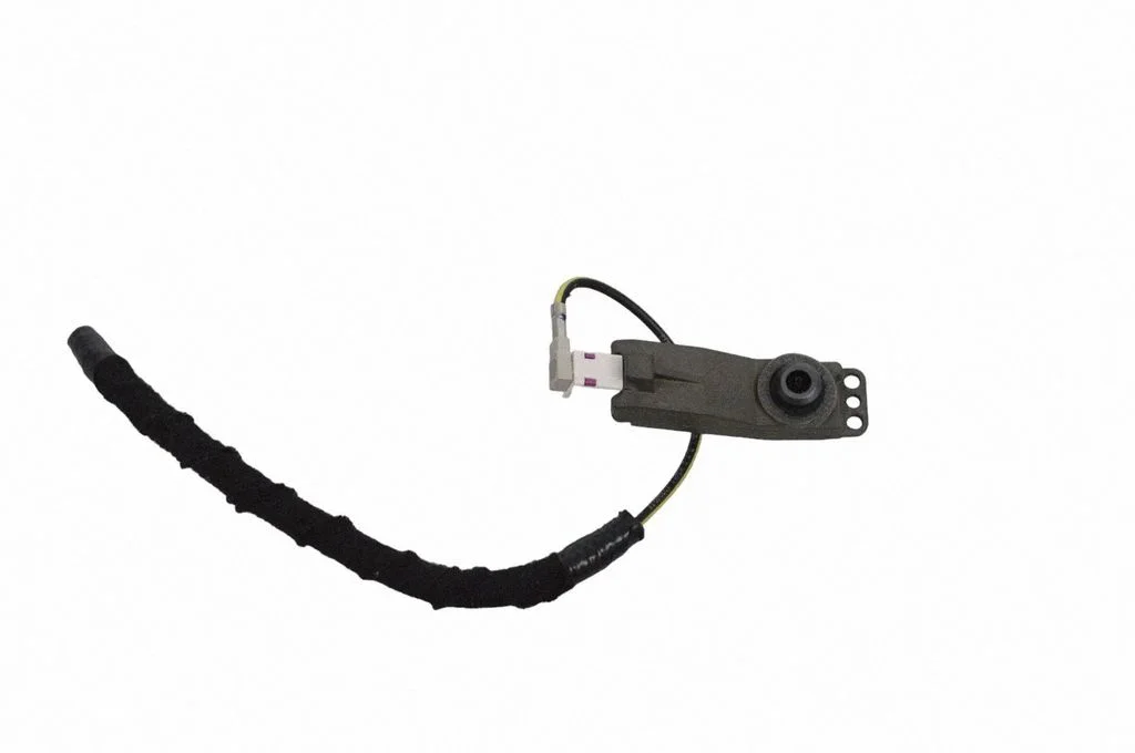 Side fender camera – Infiniti M Y51 (2010-2019)