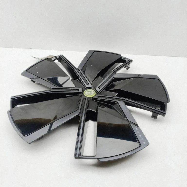 R20 wheel hub/cap/trim 80000291 – Volvo EX30 (2024-)