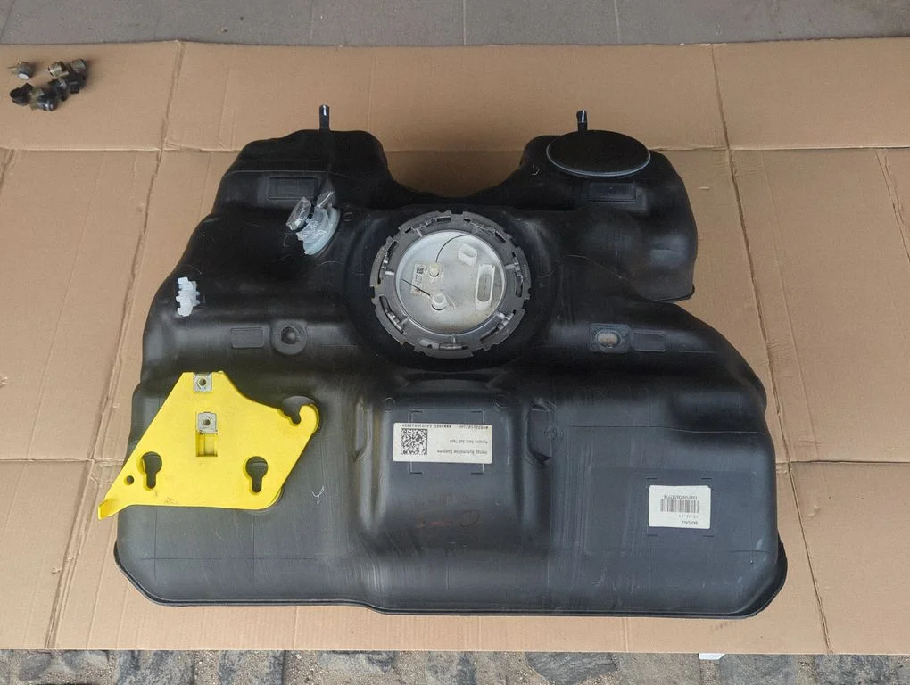 Degvielas tvertne 992201021AH