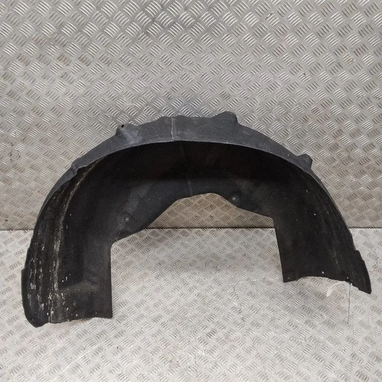 Tagumine poritiivakate – BMW X5M G05 F95 (2019-)