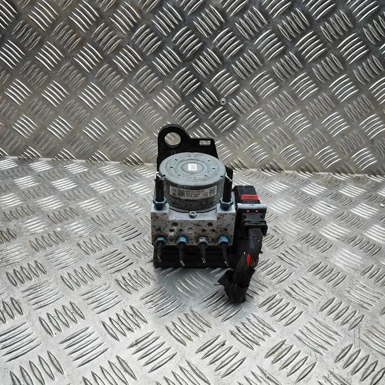 ABS bloks 5Q0614235