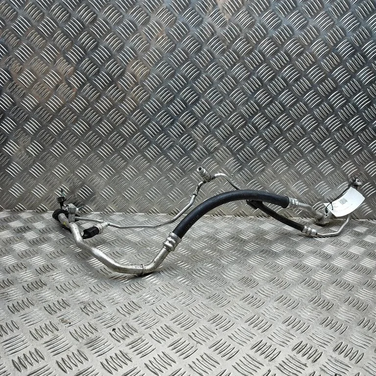 Air conditioning (A/C) pipe/hose – Audi TT TTS RS Mk3 8S (2014-)