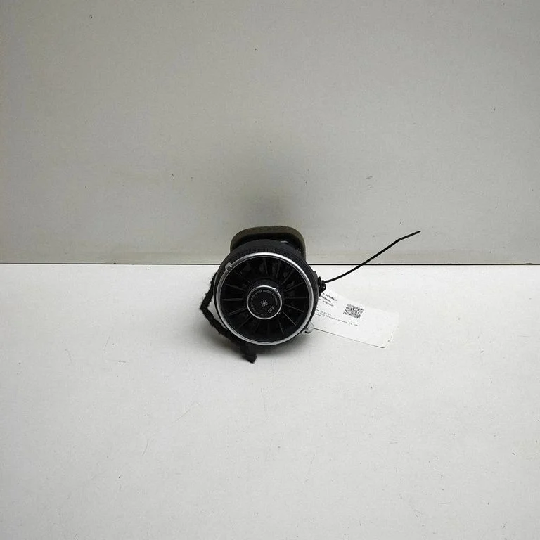 Paneļa gaisa restītes 8S2820951
