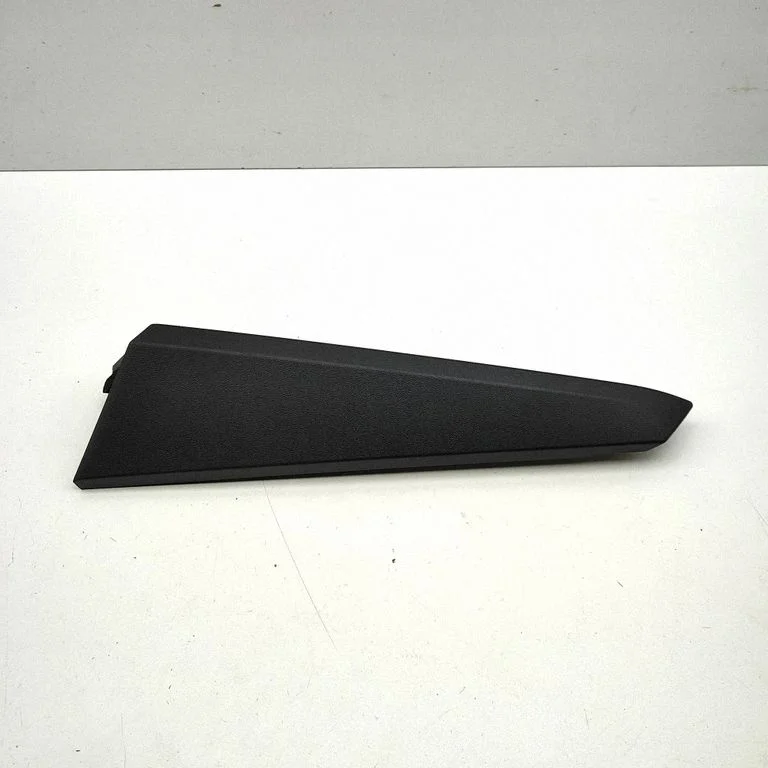 Sāna apdare (aizmugurējā) 5LJ827931A
