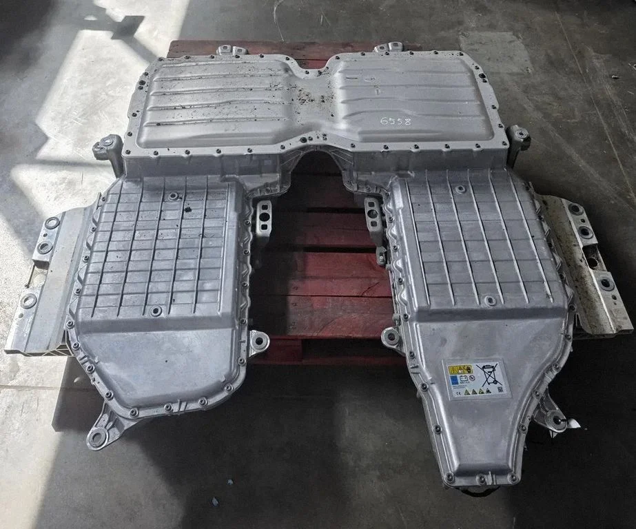 Hübriid-/elektriauto aku 8891709