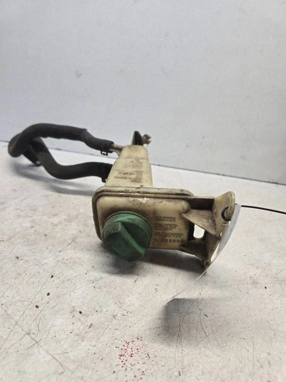 Power steering fluid tank/reservoir 8D0422373C