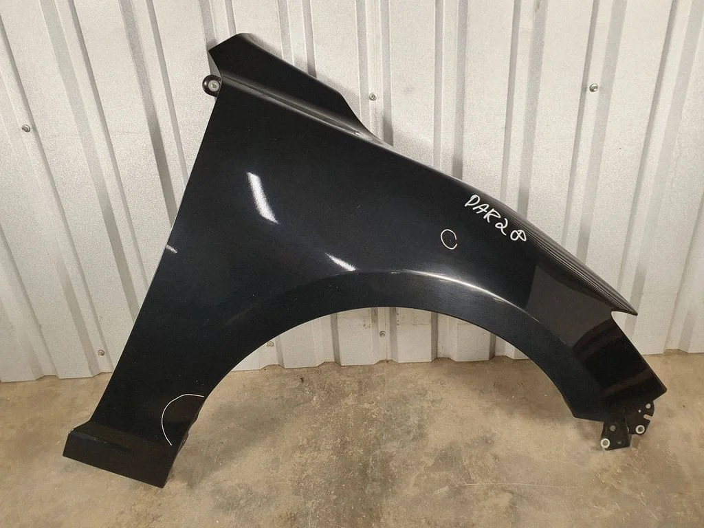 Fender – right
