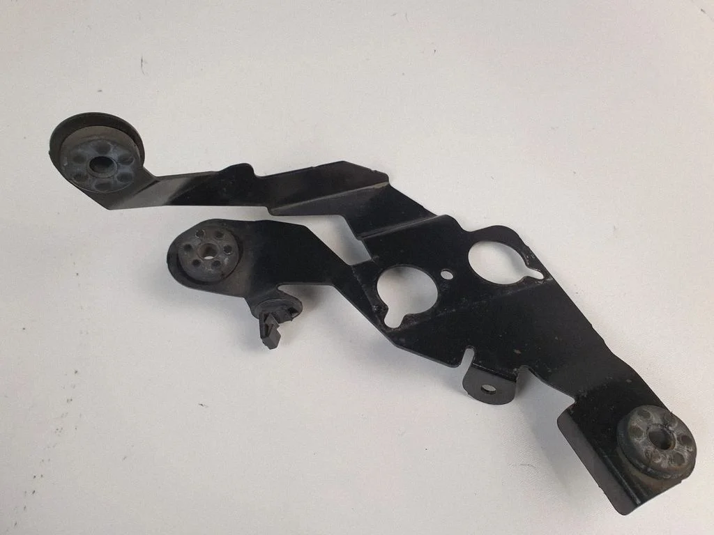 ABS pump bracket – Renault Scenic III - Grand scenic III (2009-2016)