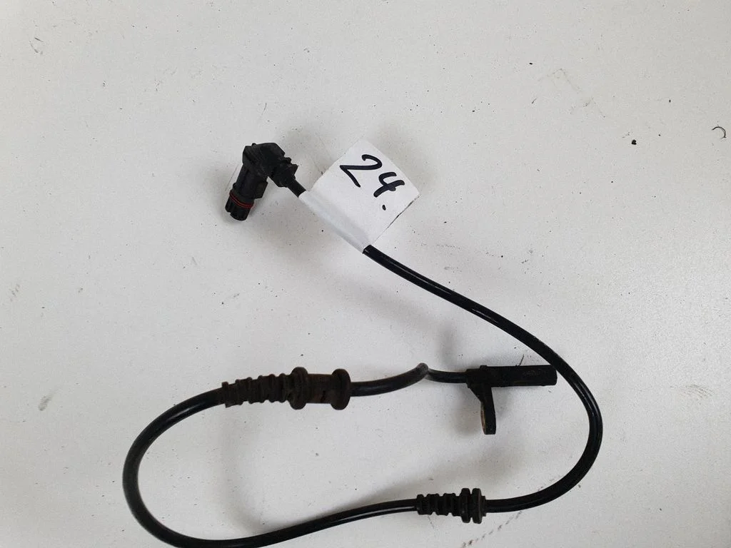 Esimene piduri ABS-andur – Mercedes-Benz CLK-klass A209 C209 (2002-2009)
