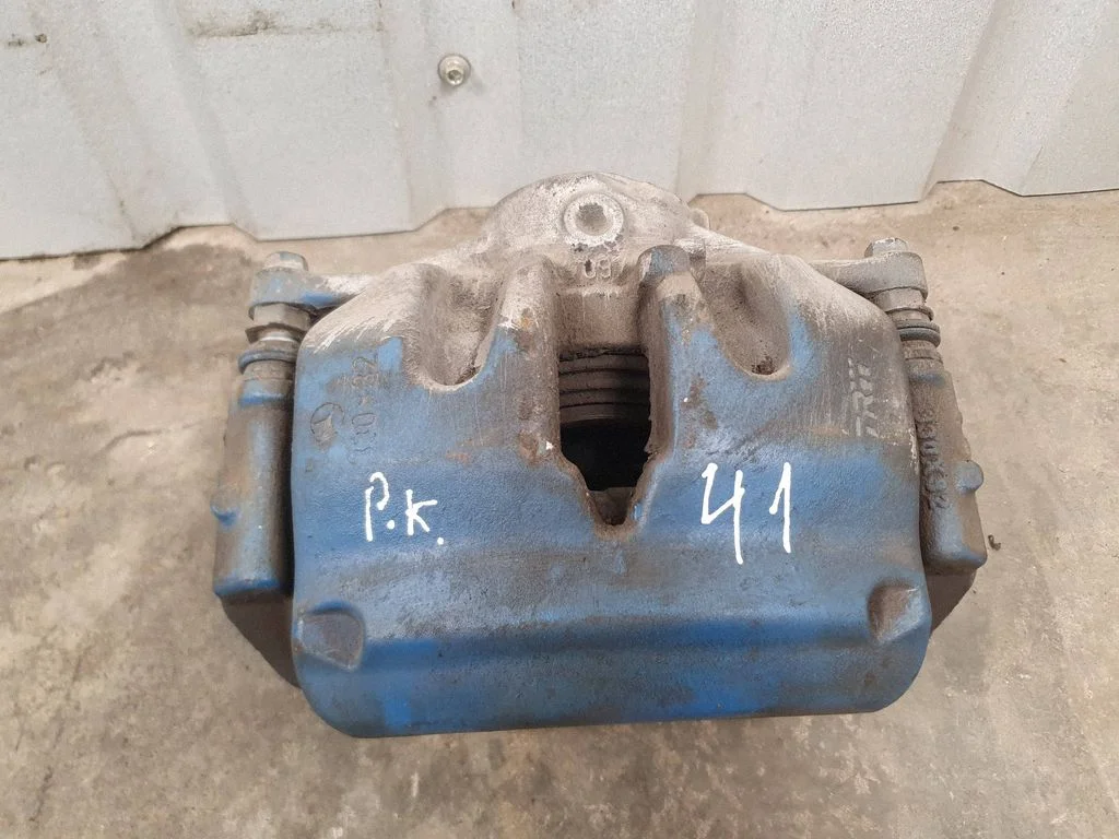 Front brake caliper 20517