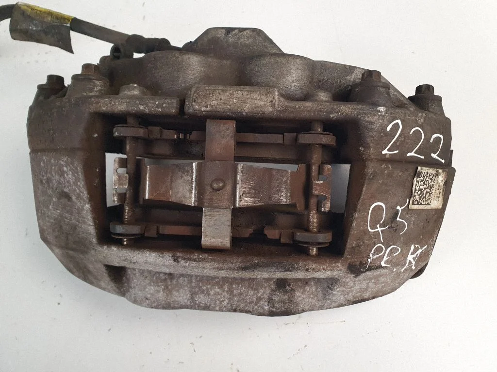 Front brake caliper 8R0615105