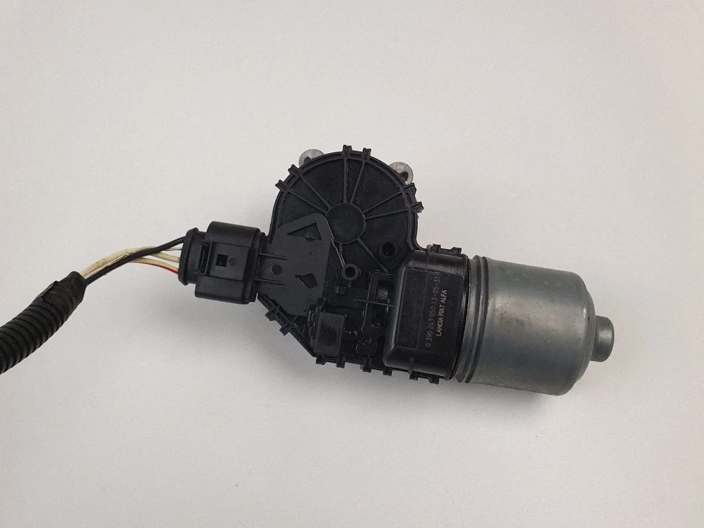 Wiper motor 0390243050