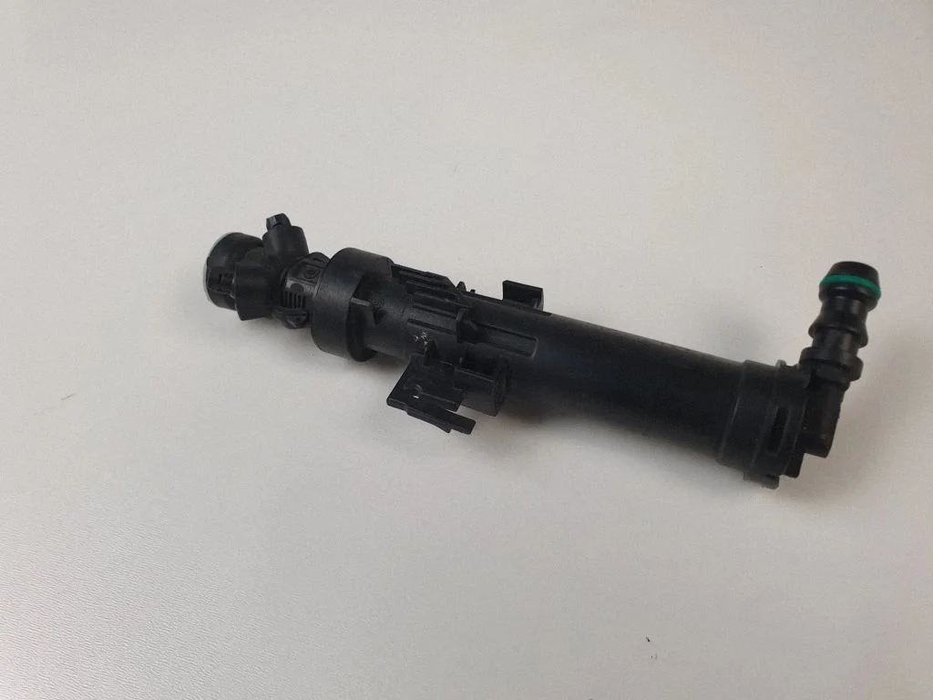 Headlight washer spray nozzle 8R0955101A