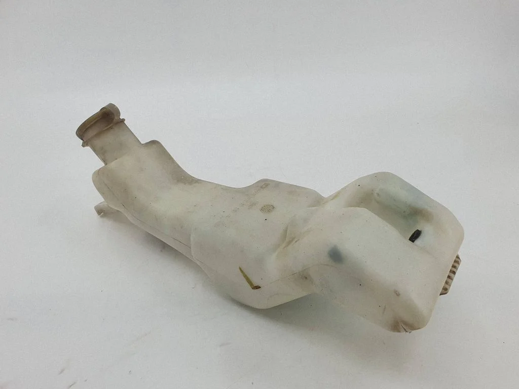 Windshield washer fluid reservoir/tank 8351646