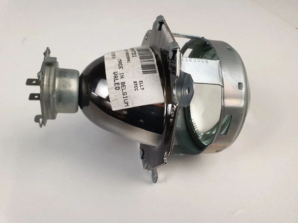 Headlight part – front left