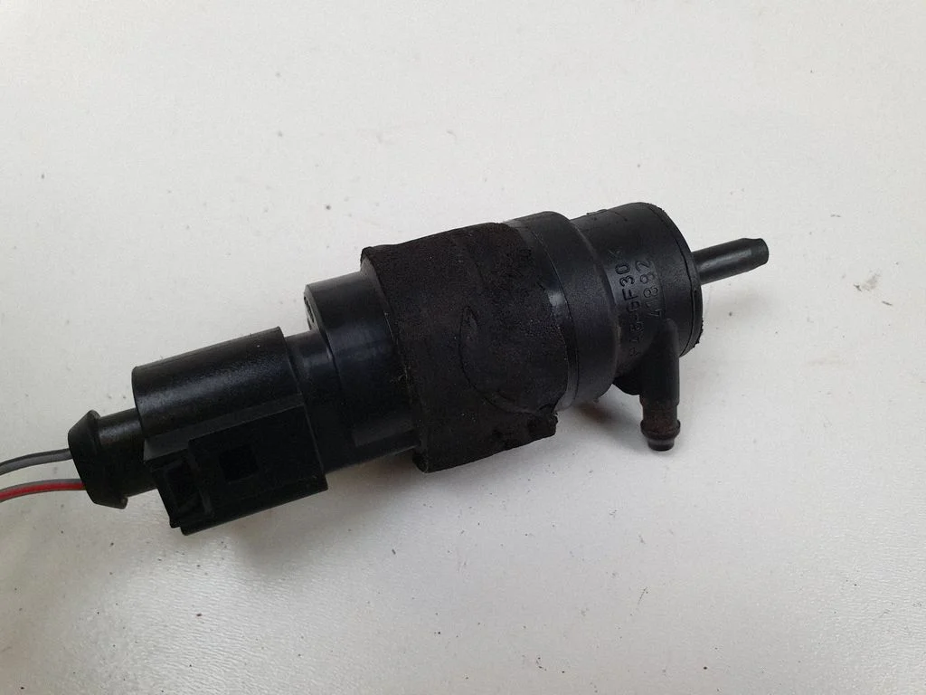 Klaasipesuvedeliku pump (klaaside)