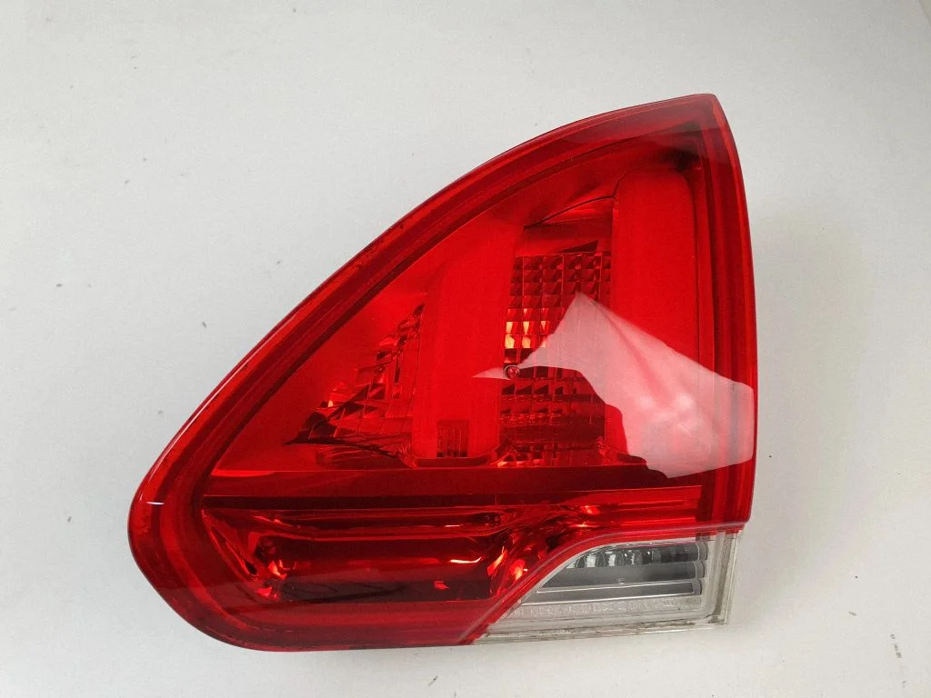 Tailgate rear/tail lights – Peugeot 2008 I (2013-2019)