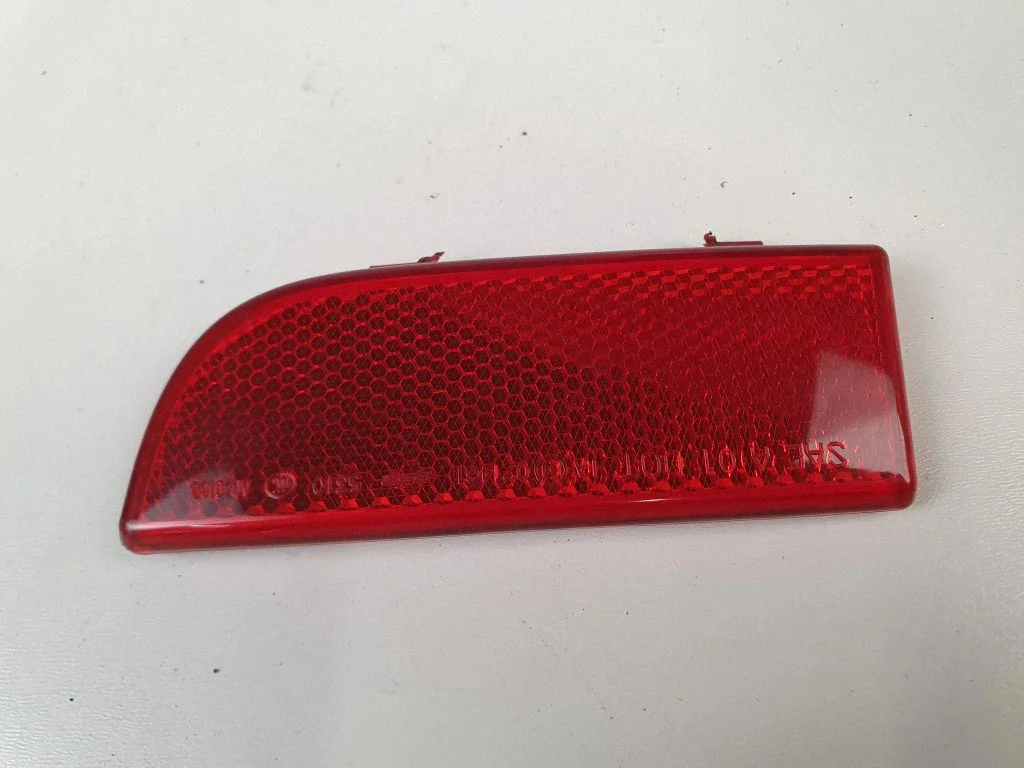 Rear tail light reflector – Mercedes-Benz Vito Viano W639 (2003-2014)