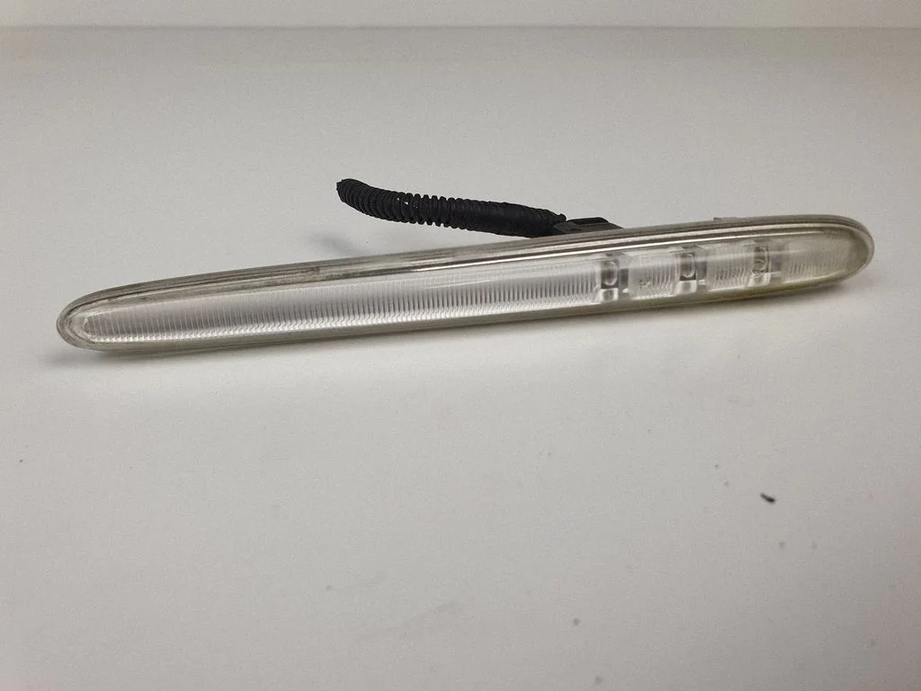 Front fender indicator light 50522993