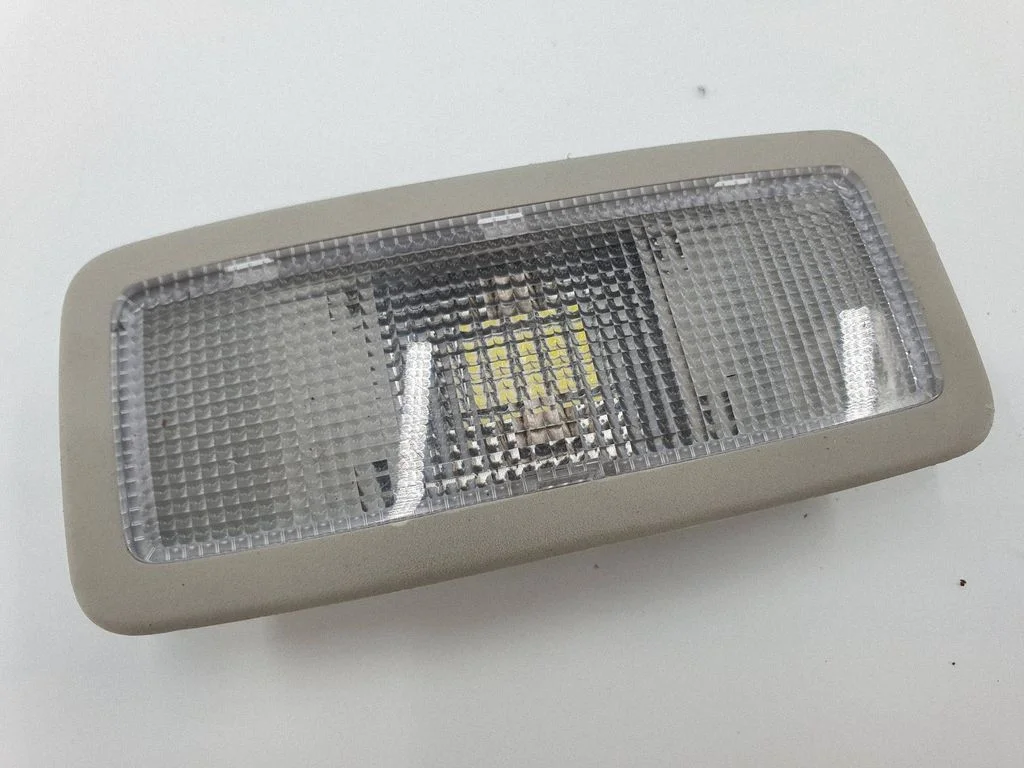 Rear seat light KA021