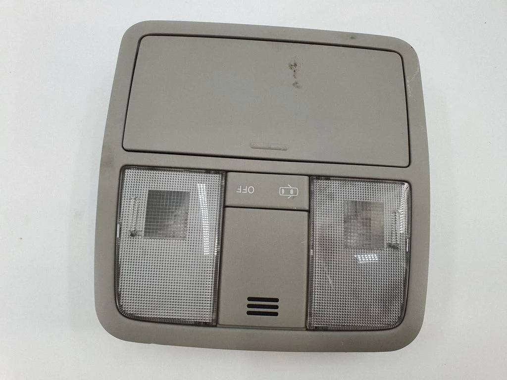 Front seat light – Toyota Auris E180 (2012-2018)