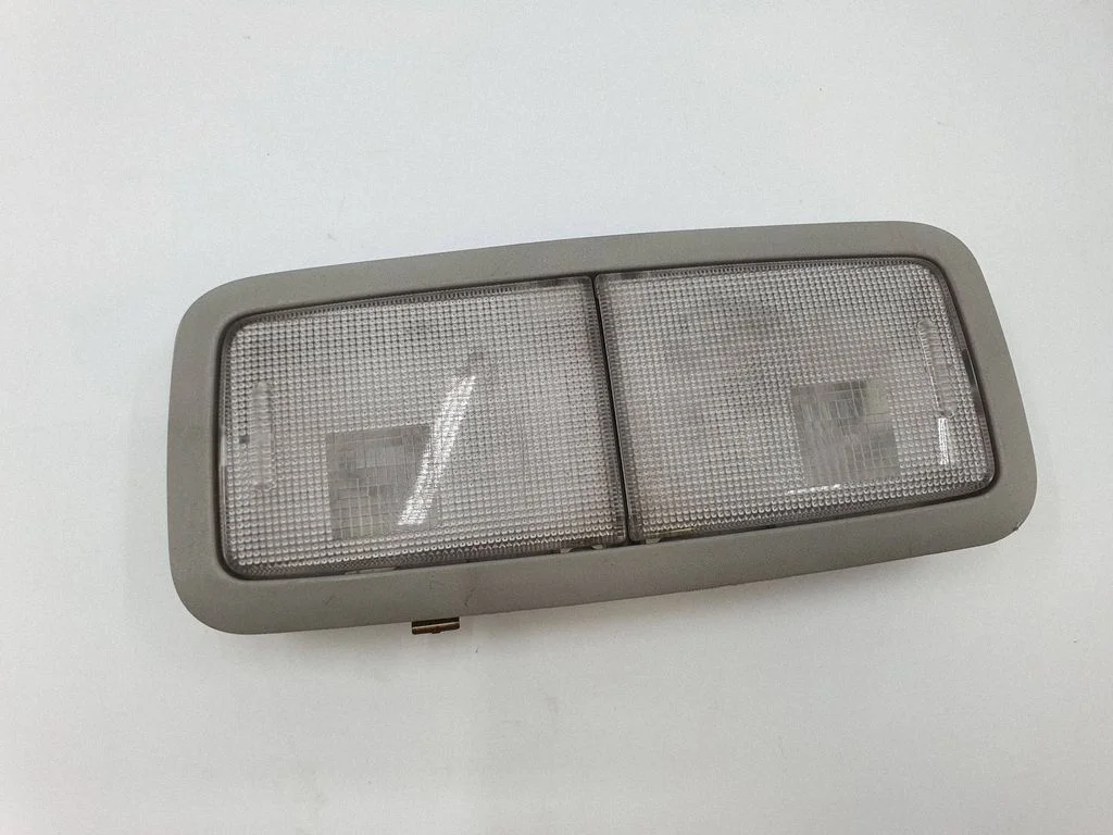 Front seat light – Toyota Auris E180 (2012-2018)