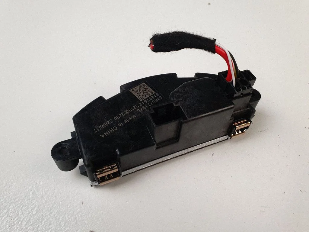 Heater blower motor/fan resistor