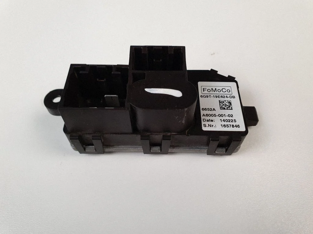 Heater blower motor/fan resistor
