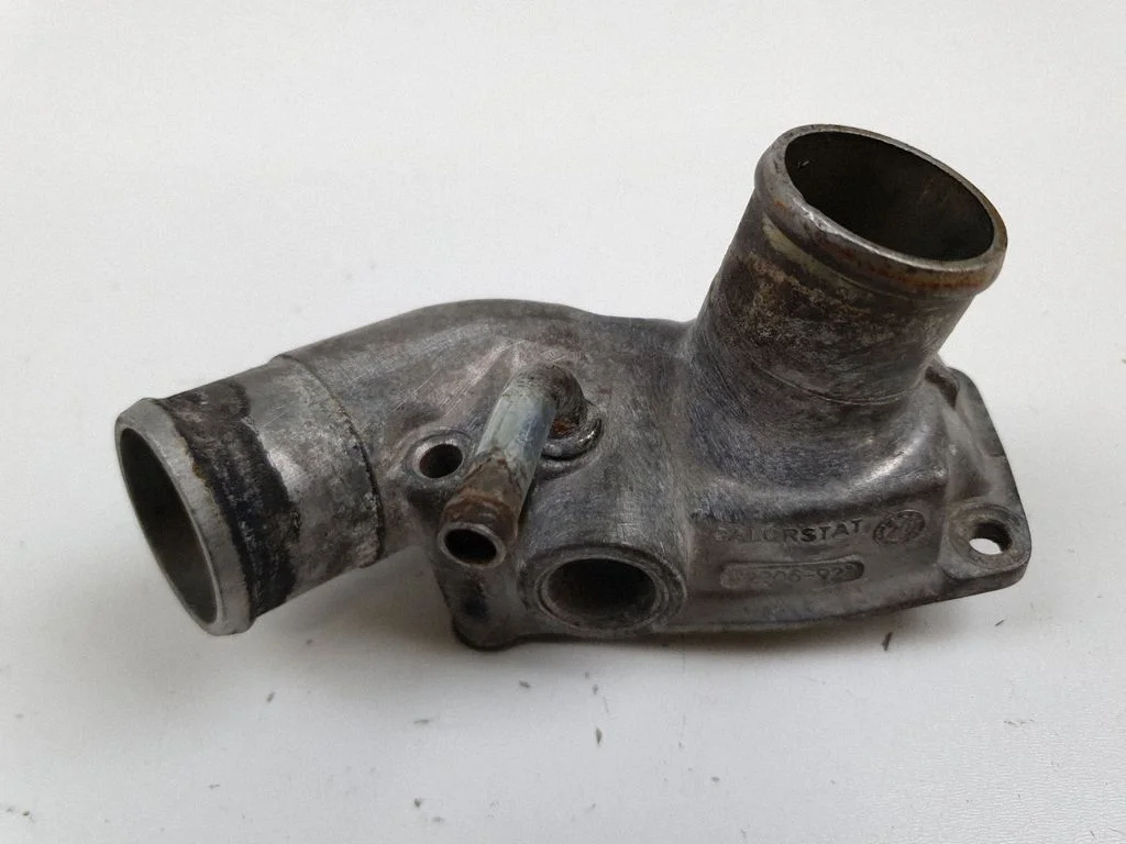 Thermostat/thermostat housing – Opel Zafira A (1999-2005)