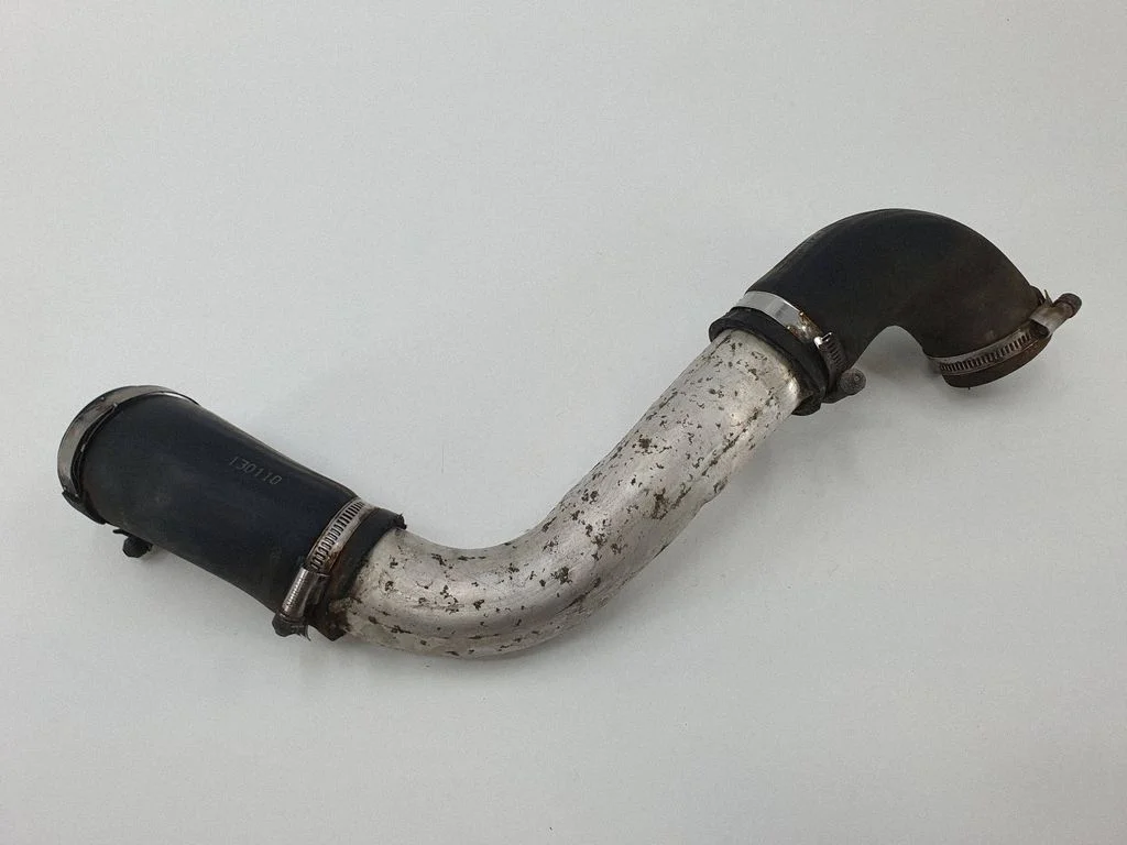 Intercooler hose/pipe