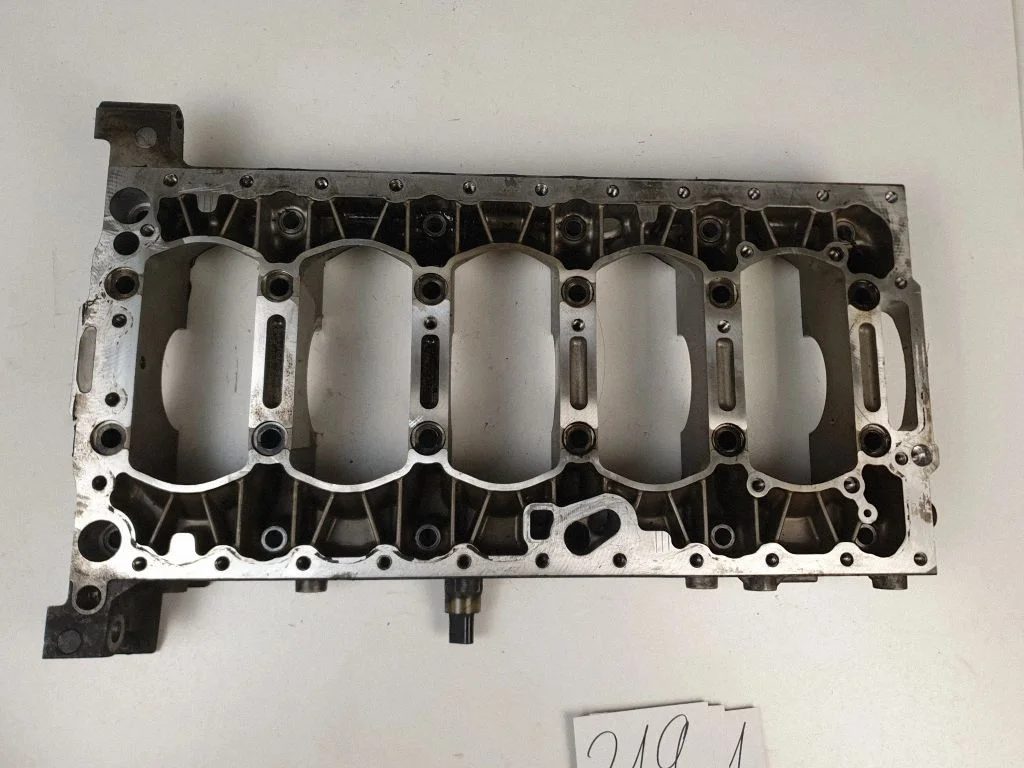 Engine block – Volvo XC70 (2014-2016)