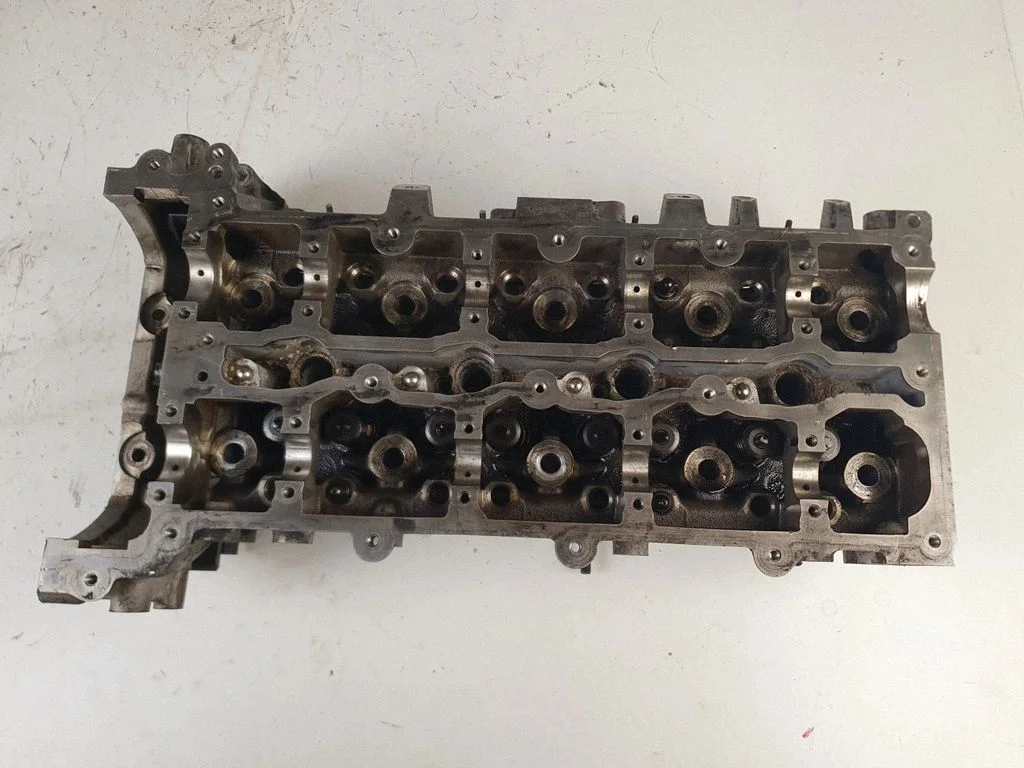 Engine head A6510101220