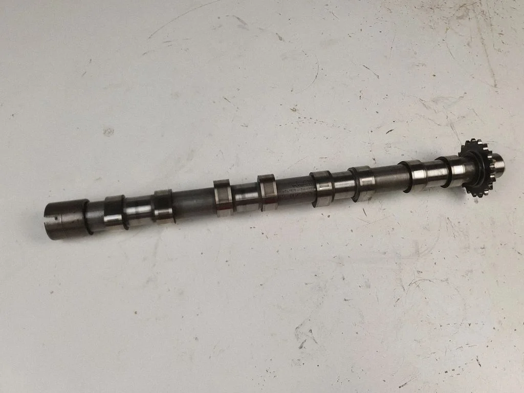 Camshaft 9670585180