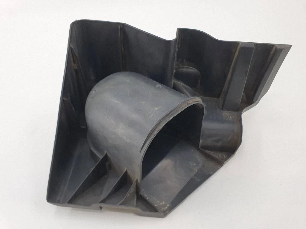 Air intake duct part – Renault Trafic III (X82) (2014-)