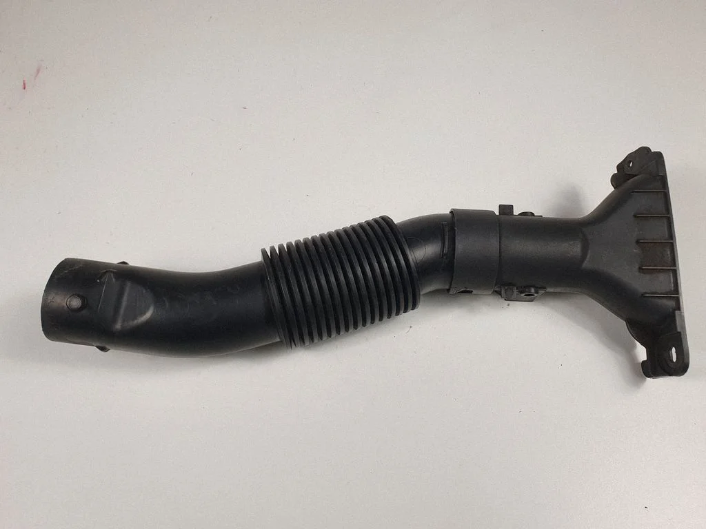 Air intake duct part – Citroen C4 Grand Picasso (2013-2018)
