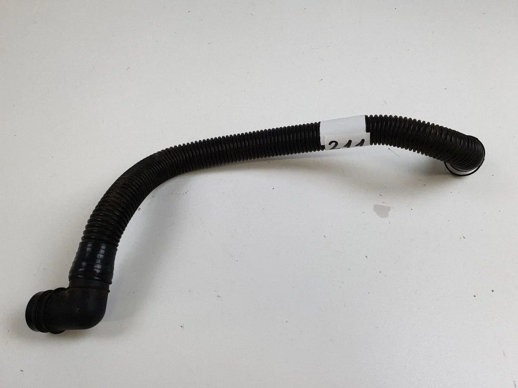 Breather hose/pipe – Audi A7 S7 4G (2011-2017)