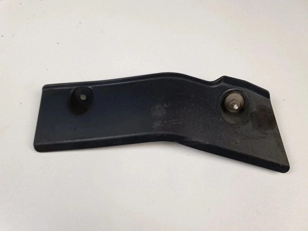Fuel tank bottom protection – Peugeot 208 I (2012-2019)