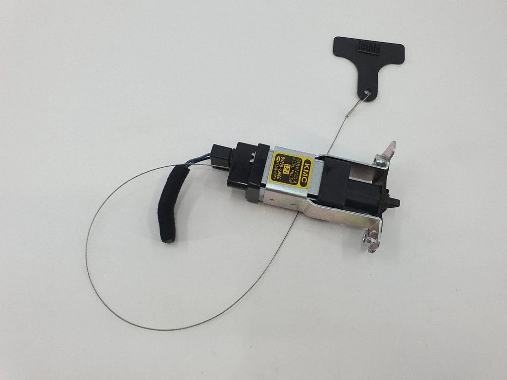 Fuel tank cap lock 957202J000