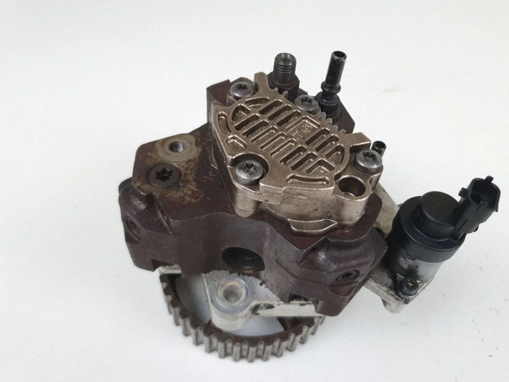 Fuel injection high pressure pump – Renault Laguna II (2001-2007)