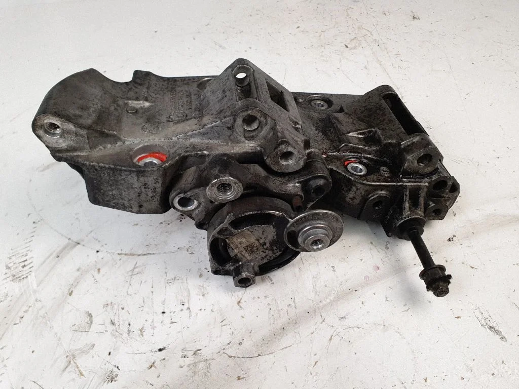 Generator/alternator bracket 7810807