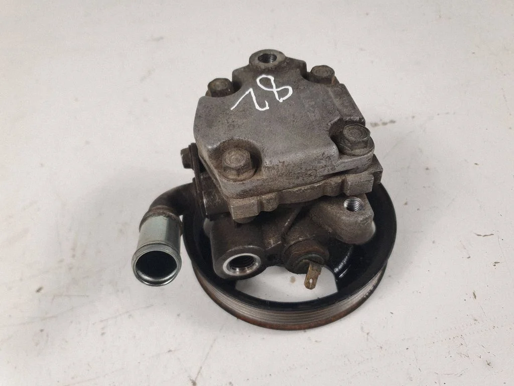 Roolivõimendi pump BP4M