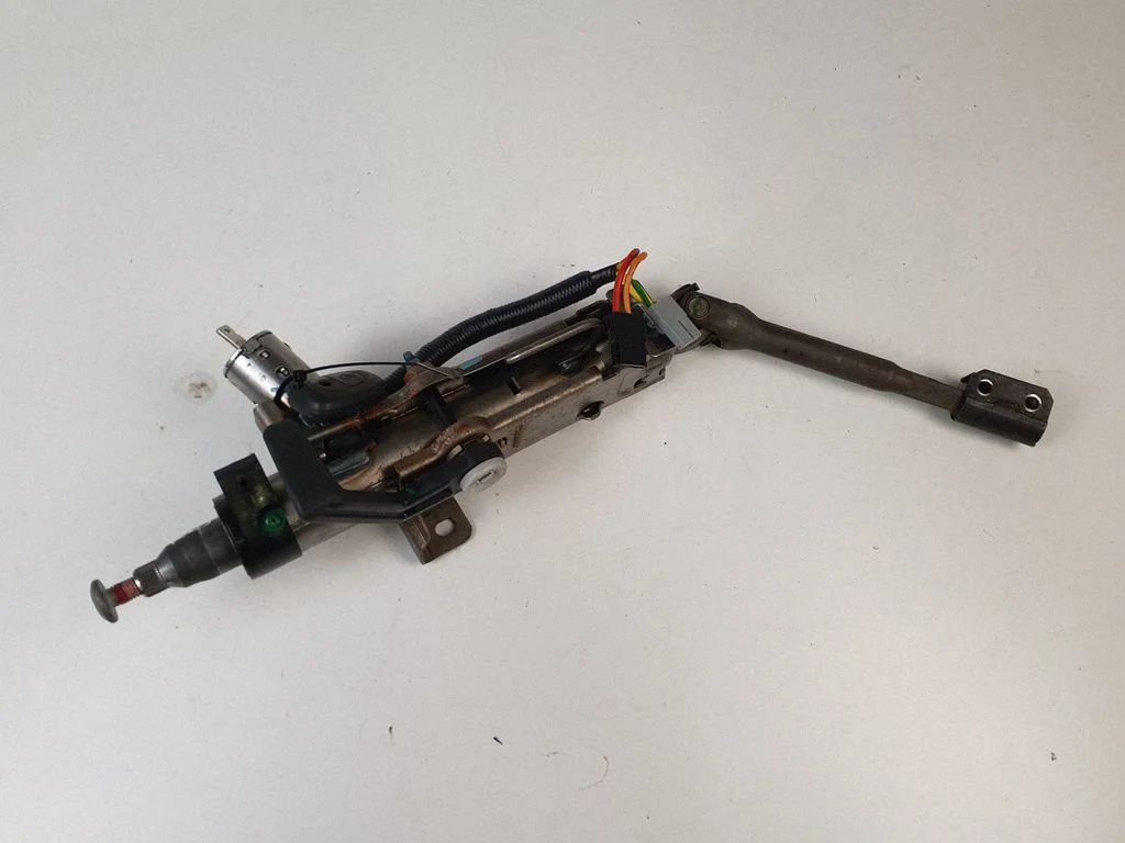 Steering wheel axle