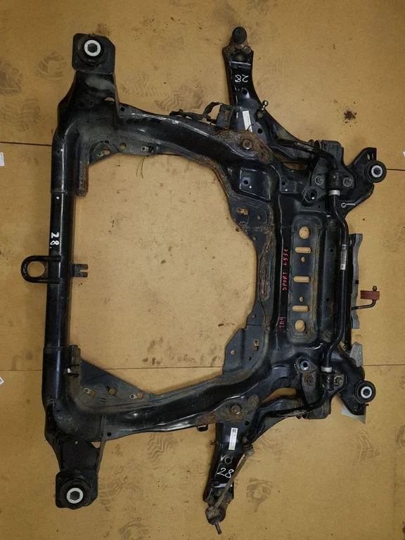Front subframe – Land Rover Discovery Sport (2014-)