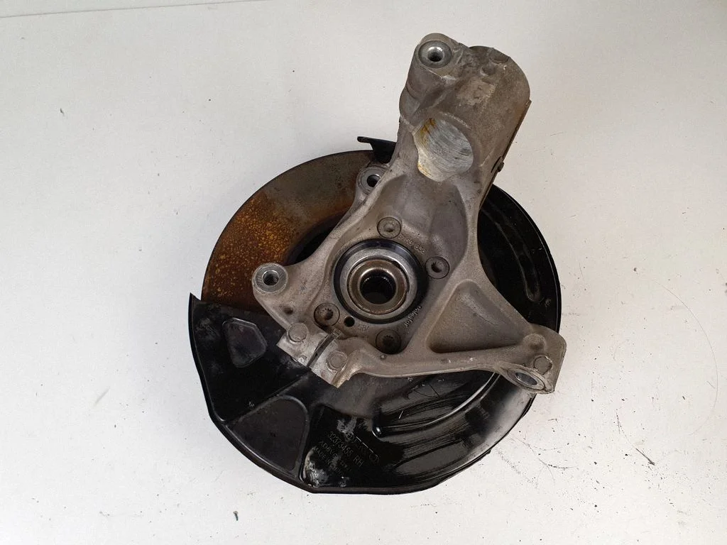 Front wheel hub spindle knuckle 32373455