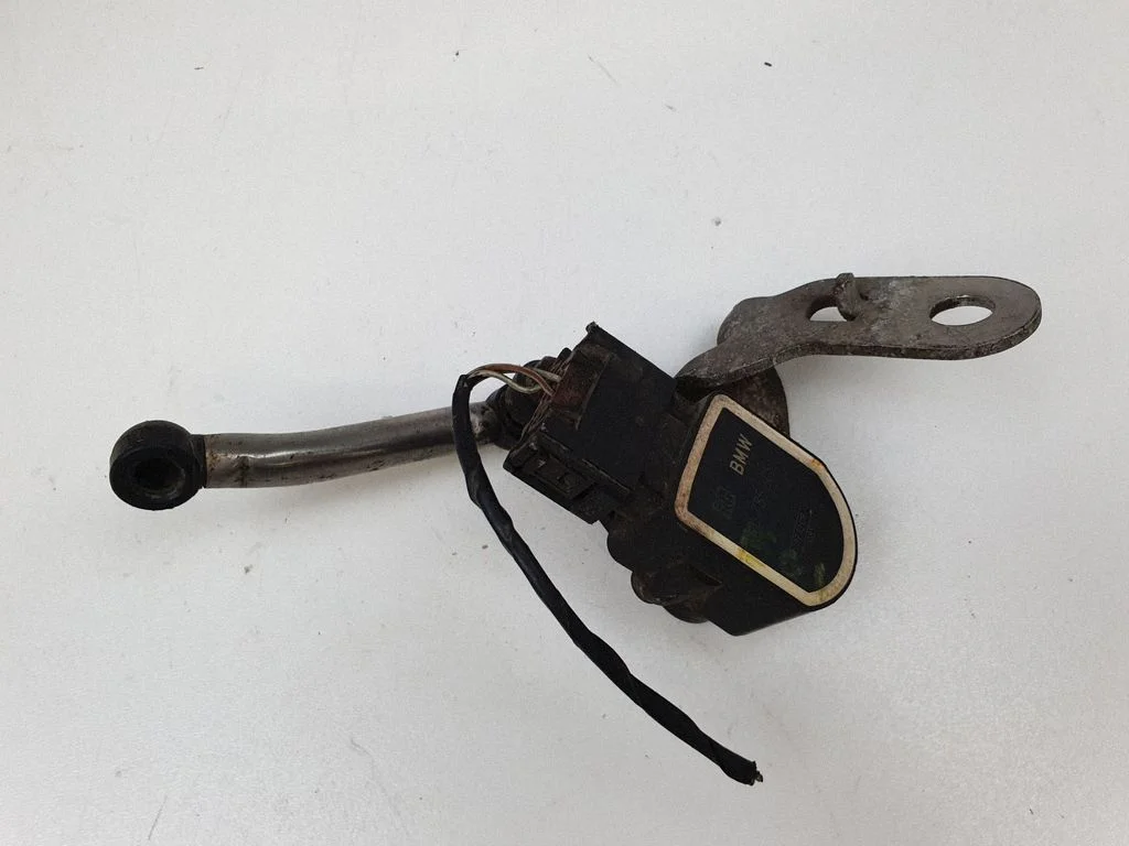 Headlight/headlamp level sensor 6785205