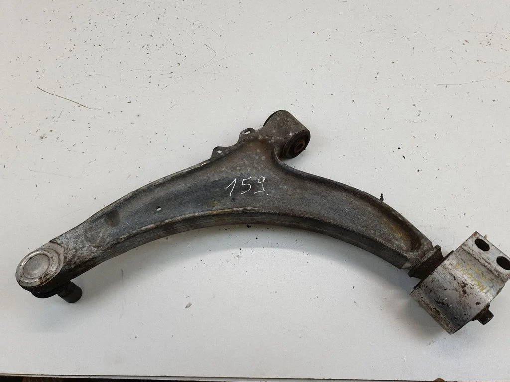 Front lower control arm/wishbone – Opel Insignia A (2008-2017)