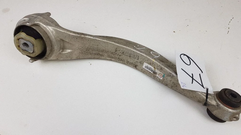 Front control arm HK833C256AD