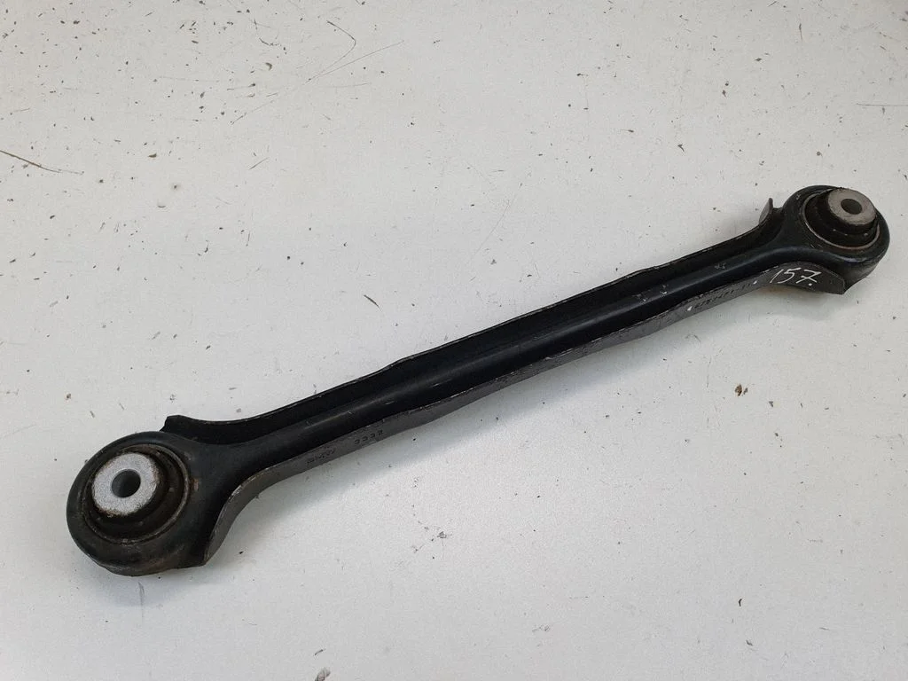 Rear control arm 6763471