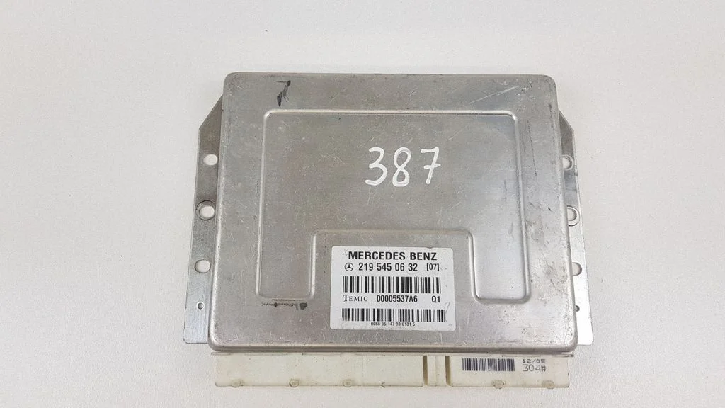 Air suspension control unit module (rear) – Mercedes-Benz CLS-Class C219 (2003-2011)