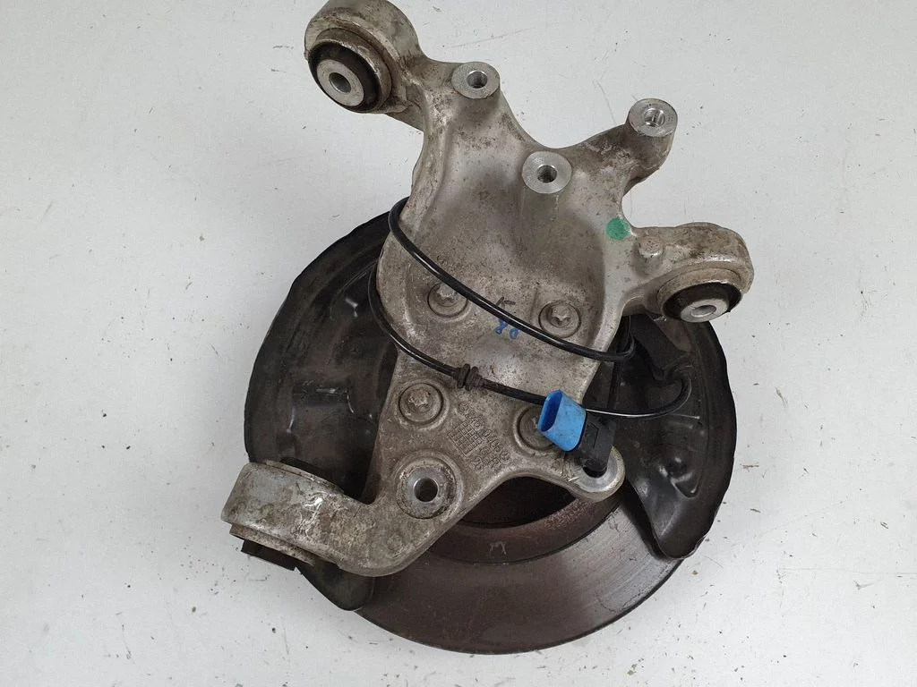 Rear wheel hub – Mercedes-Benz GLA-Class W156 X156 (2013-2019)